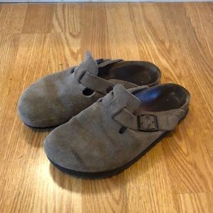Birkenstock Boston Slip-on Mules in Suede Leather - Taupe